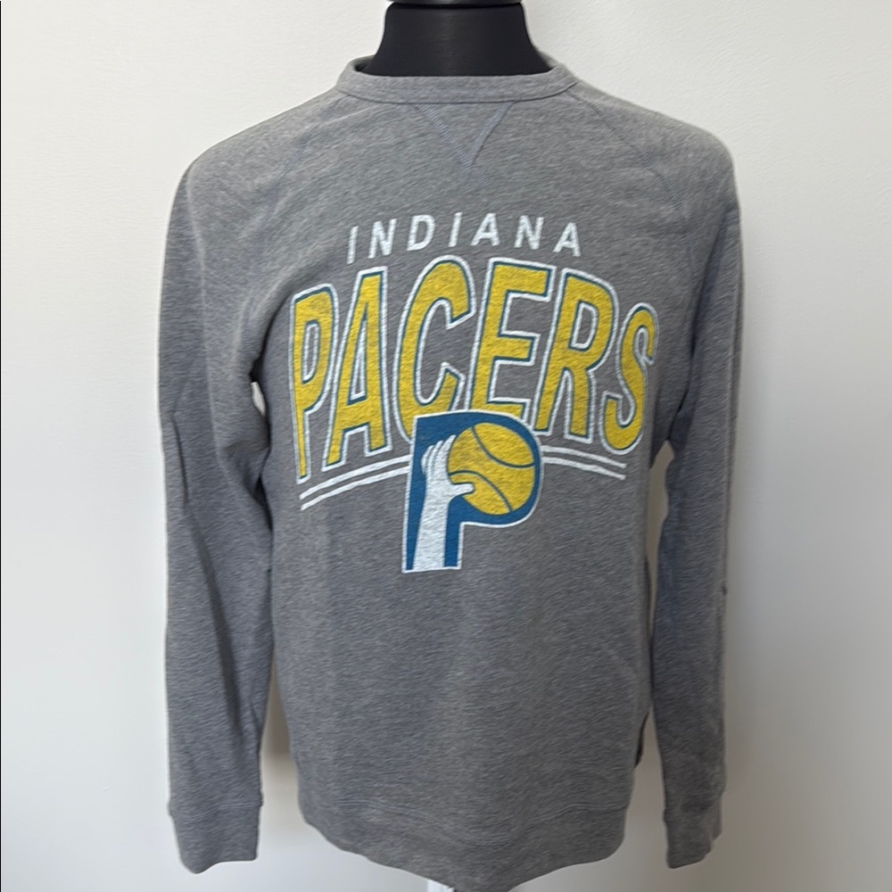 Junk Food Indiana Pacers Gray Sweatshirt Size L.